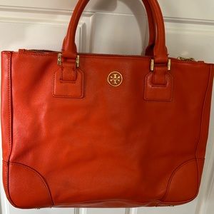 Tory Burch Robinson Double Zip
Tote in Orange